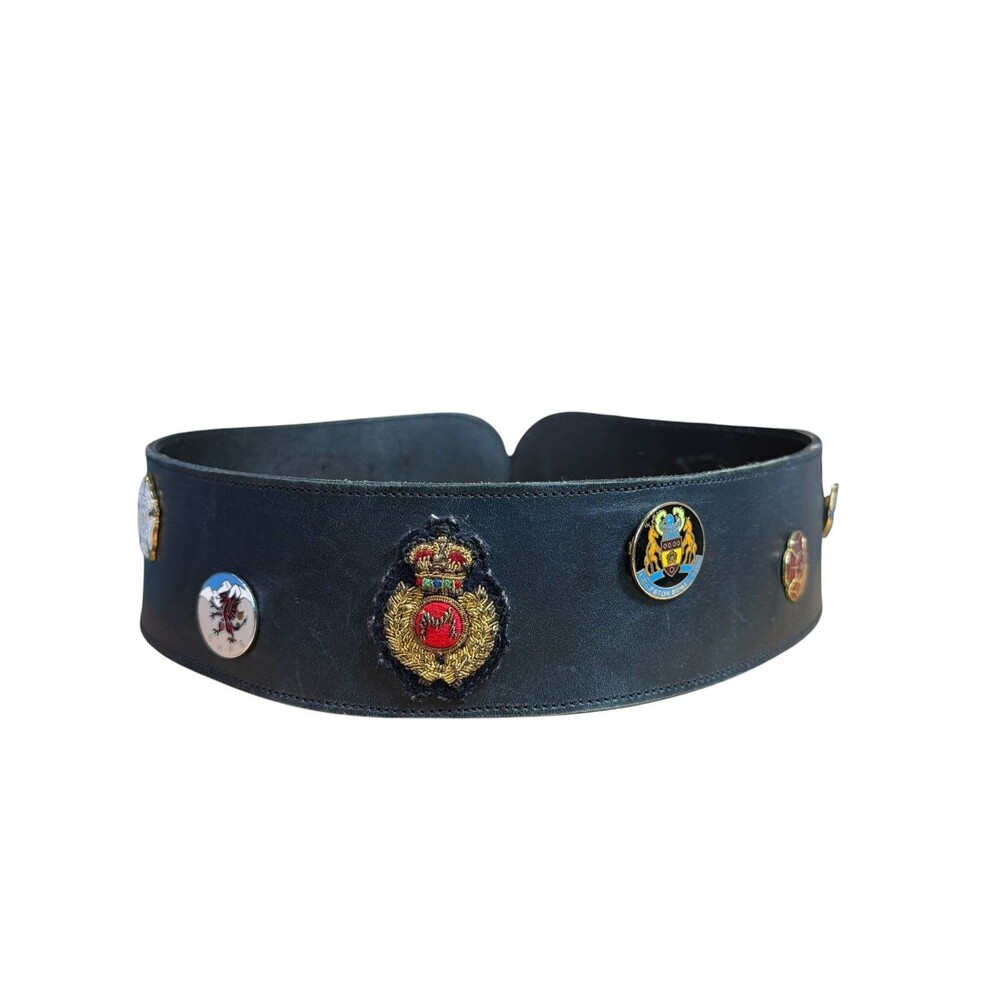 Vintage 70s Mulberry Black Leather Stable Trophy Belt w/ British Heraldry Badges - Picture 3 of 13